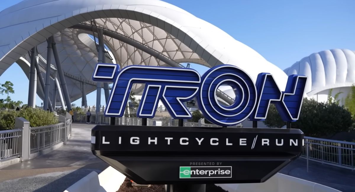 Tron Lightcycle Run Canopy in the day and the beginning of the queue